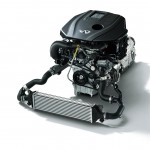 メルセデスエンジンのスカイラインにも新世代ステアリングを設定 - V37-140526-05