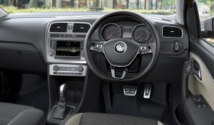 VW_CROSSPOLO_05