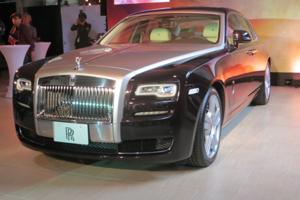 Rolls-Royce_GHOSTⅡ_09