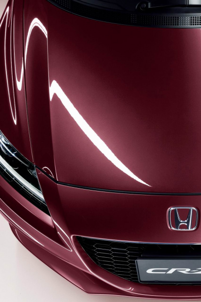「ハイブリッドスポーツ、ホンダCR-Zに深紅の特別仕様車登場。価格は287万円」の2枚目の画像