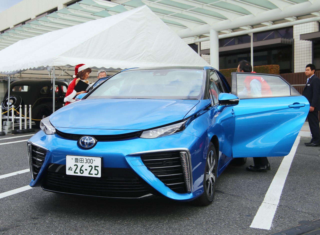 TOYOTA_MIRAI