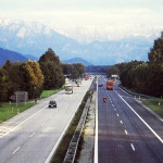 「ドイツ自慢の幹線道路「アウトバーン」が有料化される?」の2枚目の画像ギャラリーへのリンク