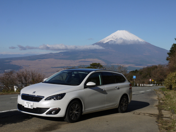 「ゆったりと長距離を走りたくなる新型プジョー308SW」の4枚目の画像