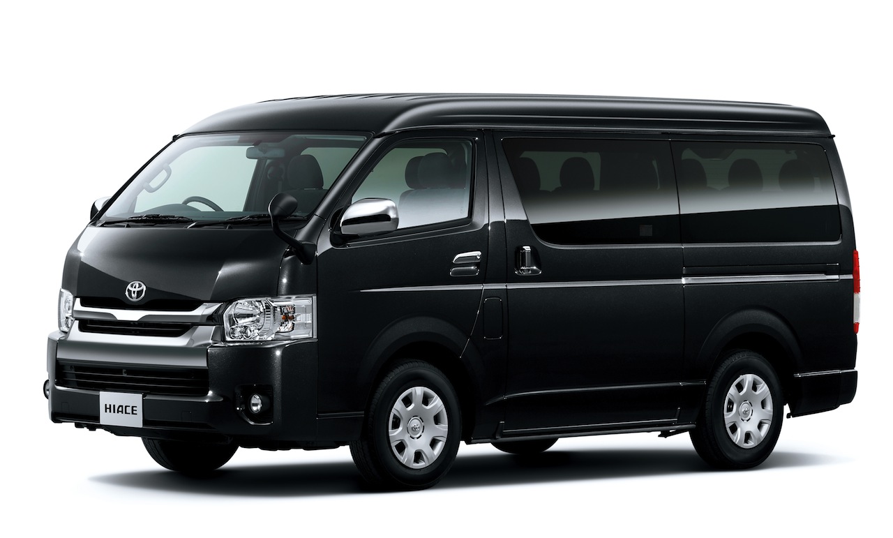 トヨタ ハイエース レジアスエースが一部改良で燃費と走りを向上 特別仕様車 スーパーgl Dark Prime も設定 Clicccar Com