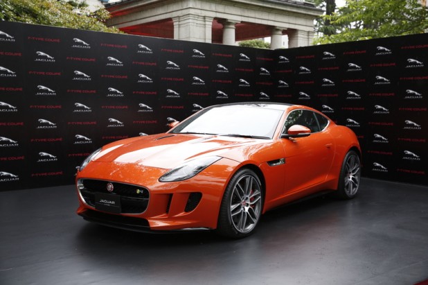 2014_F-TYPE_Coupe_JP_EXT_STL