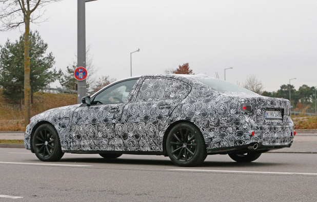 「BMW次期5シリーズはPHEV含む豊富なラインナップでデビュー!」の6枚目の画像