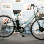 電動アシスト付自転車に日本で初めてベルトドライブを採用した両輪駆動の「アルベルトe」が登場 - BS_Albelt_e_44