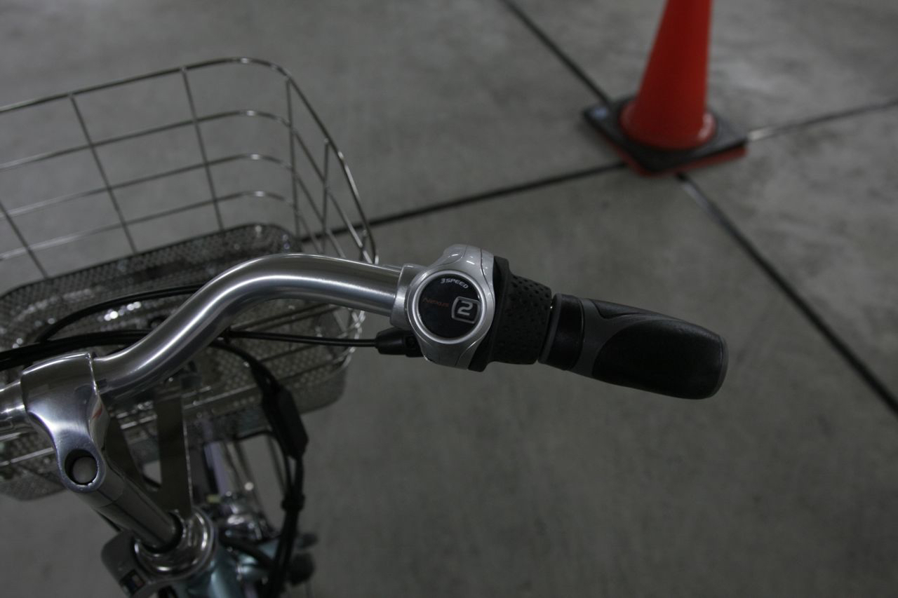 「電動アシスト付自転車に日本で初めてベルトドライブを採用した両輪駆動の「アルベルトe」が登場」の7枚目の画像