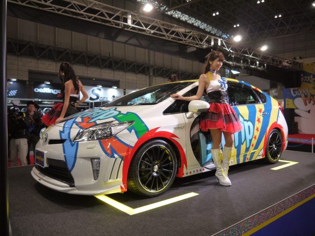 「見せ場は「SHOW TIME!!」でも「ハイブリッド車にはグッドイヤー」を猛アピール【東京オートサロン2015】」の5枚目の画像