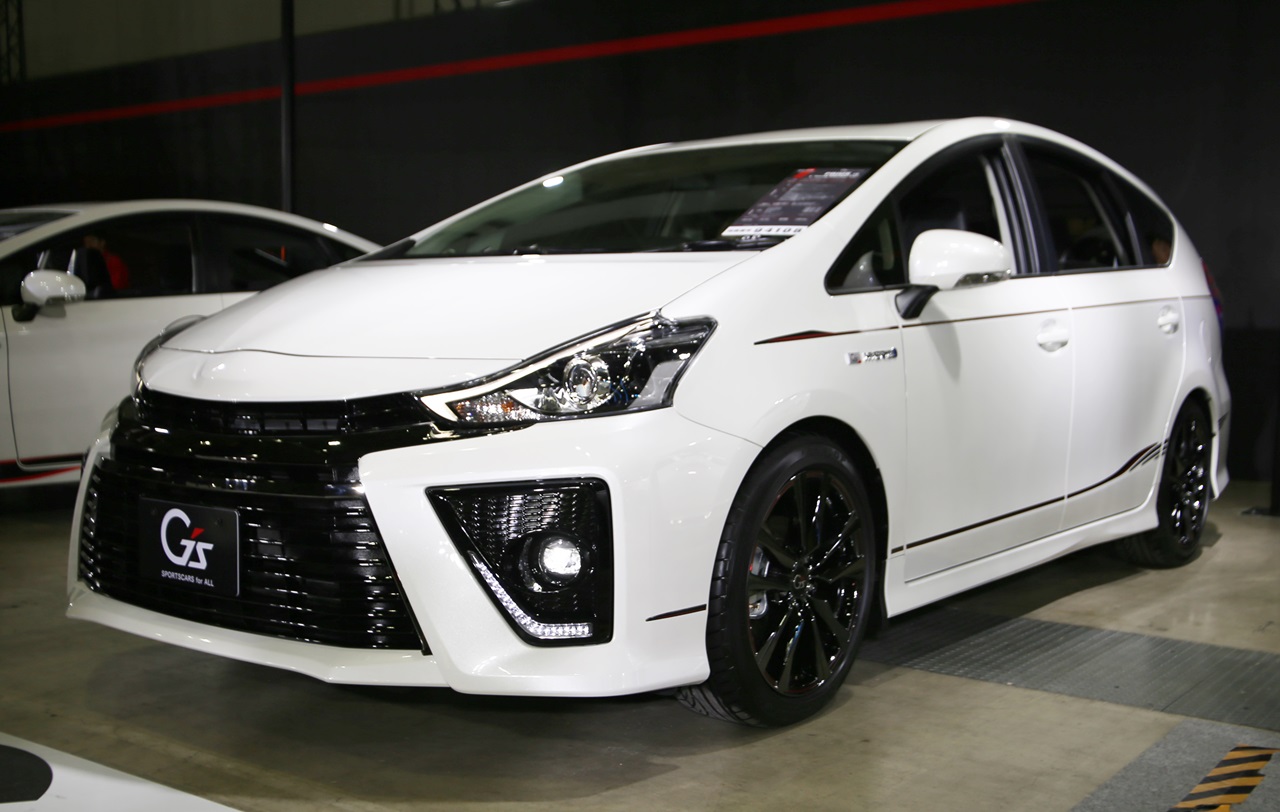 TYOTA_PRIUS_α_Gs