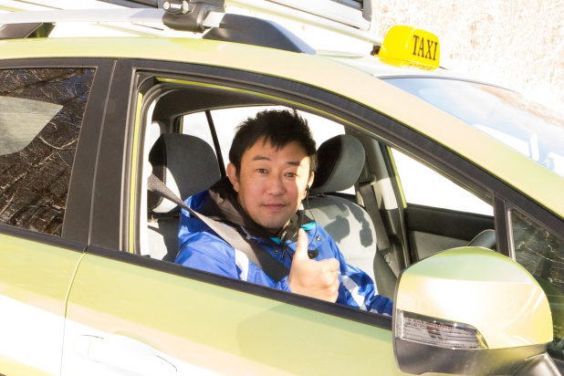 「全日本ラリーチャンピオンがゲレンデを新型WRX STIで爆走!?【ゲレンデタクシー2015】」の10枚目の画像