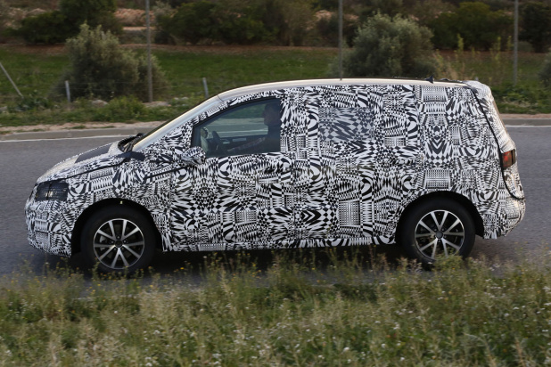 「VW新型トゥーランはダウンサイジング＆超軽量化！」の5枚目の画像