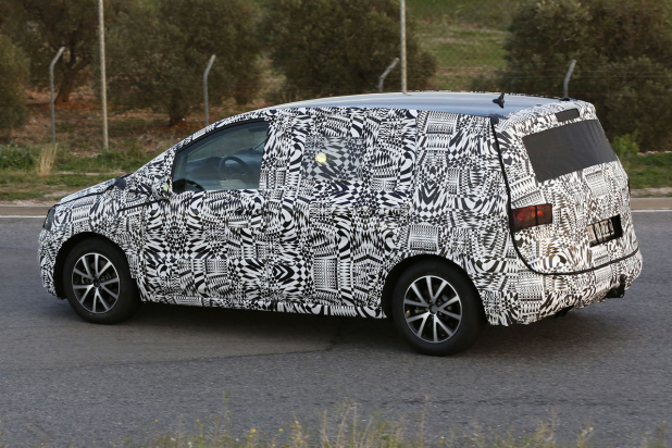 「VW新型トゥーランはダウンサイジング＆超軽量化！」の6枚目の画像