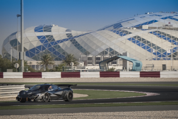 「マクラーレン「McLaren P1 GTR」画像ギャラリー ─ 700ps/トンを超えるパワーウェイトレシオを誇るサーキット専用モデル」の11枚目の画像
