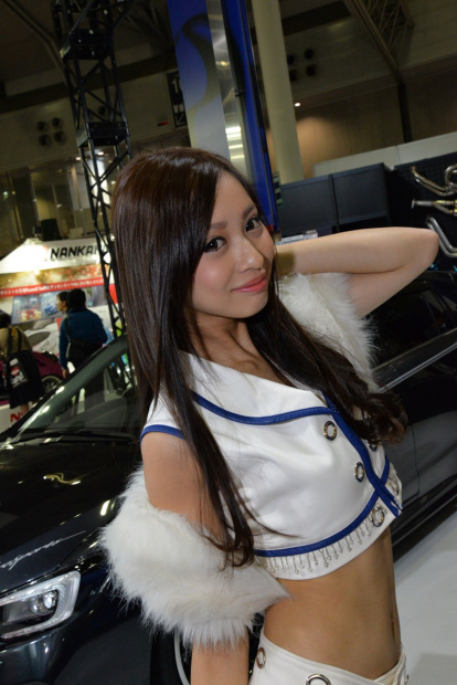 「マットのWRXにはキュートな美女【東京オートサロン2015】」の30枚目の画像