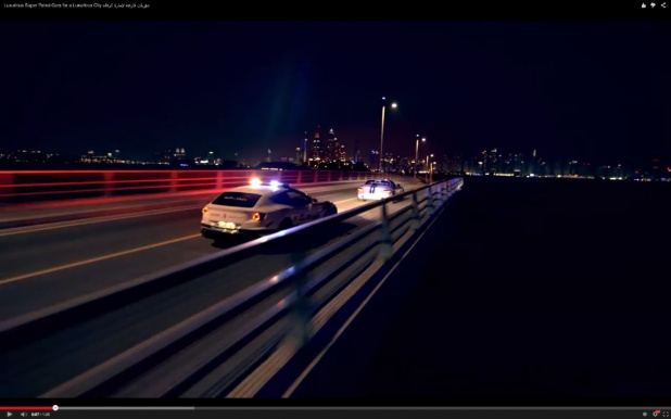 「超ムダにカッコいいドバイの警察スーパーカー軍団【動画】」の3枚目の画像