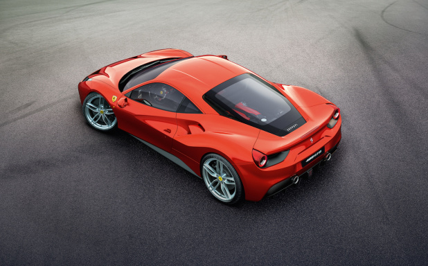 「V8フェラーリの新型モデルの「Ferrari488 GTB」を公開【ジュネーブモーターショー2015】」の2枚目の画像