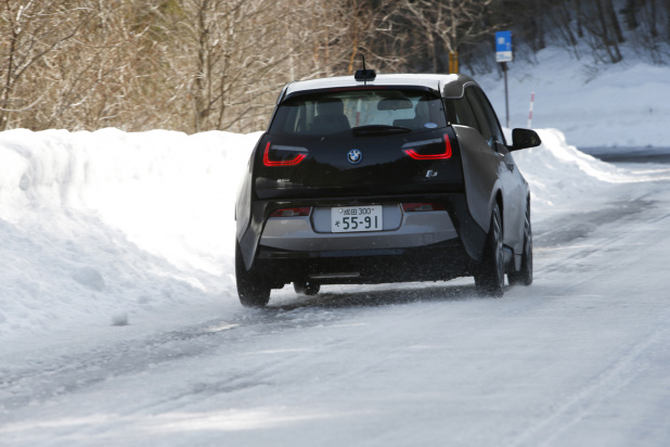 「BMW i3 「次世代車」は雪国にも似合うか!?」の8枚目の画像