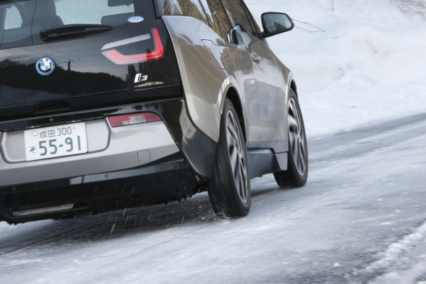 「BMW i3 「次世代車」は雪国にも似合うか!?」の9枚目の画像