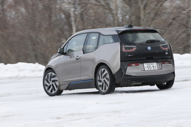 「BMW i3 「次世代車」は雪国にも似合うか!?」の16枚目の画像