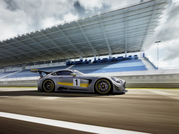 「勝つために生まれる、メルセデスAMG GT3世界初公開【ジュネーブモーターショー2015】」の4枚目の画像