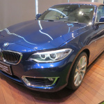 「BMW「220iカブリオレ」画像ギャラリー ─ 時速50kmで走りながら開閉できる電動ソフトトップ」の20枚目の画像ギャラリーへのリンク