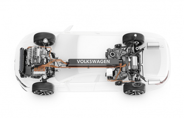 「VW「スポーツクーペ コンセプトGTE」がジュネーブモーターショーで世界初披露」の1枚目の画像