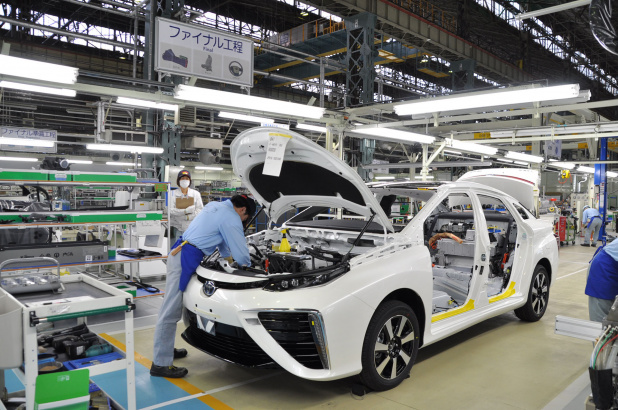 「2015年2月のトヨタ・グループは生産も販売も輸出もマイナス」の1枚目の画像