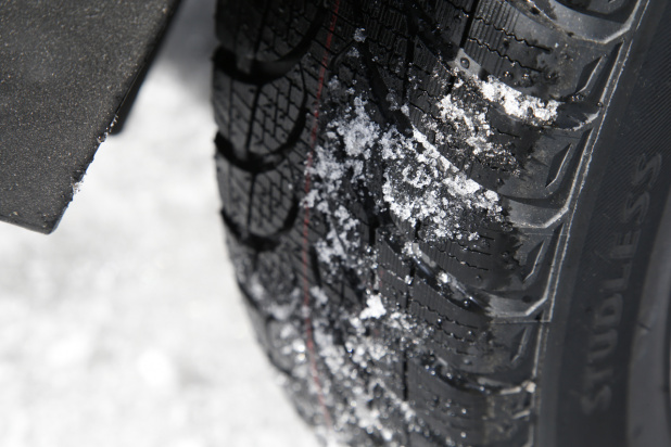 「「駆けぬける歓び」を雪上で体感できるか？ BMW i3を雪国で試してみた!!」の13枚目の画像