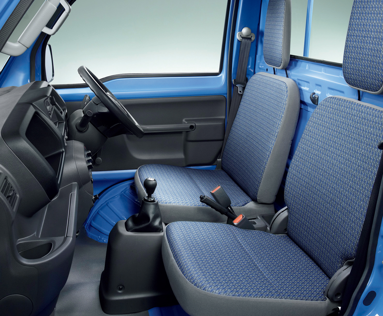 Acty Truck Attack Seat 画像 ホンダのミッドシップ2シーター アクティ トラック が燃費改善 価格は79万円から Clicccar Com
