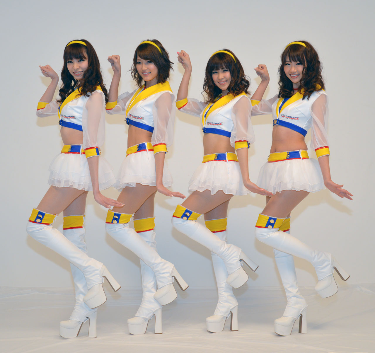 アイドルユニット「ドリエン」2015はD1GPだけでなくSUPER GTでも注目間違いなし！ | clicccar.com