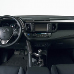 トヨタRAV4ハイブリッドは電動四駆を採用 - 2016_Toyota_RAV4_Hybrid_004