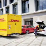 配送先は愛車のトランク！クルマで荷物を受け取る実験をアウディ/DHL/Amazonが開始 - Audi liefert mit DHL und Amazon das Komfort-Paket