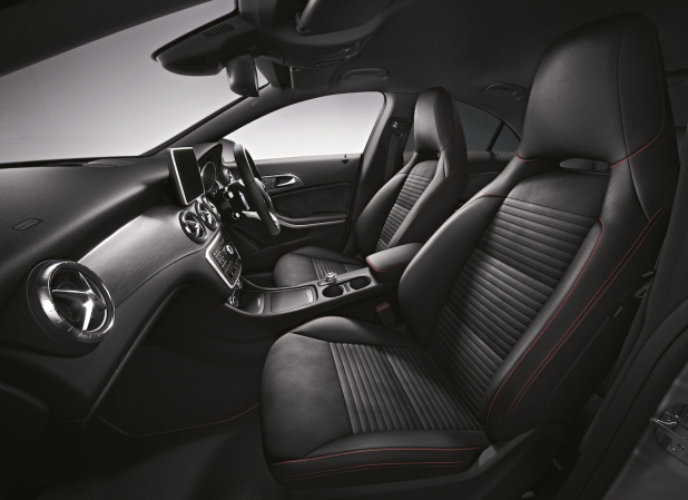 CLA180_Edition_Black_interior