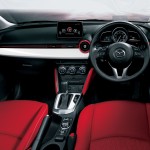 真赤なシートのマツダ・デミオ特別仕様車は価格171万7200円から - P1J09881l