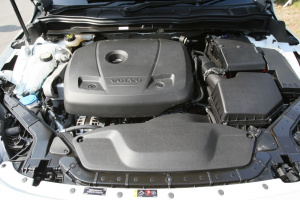 Volvo_V40CC_122