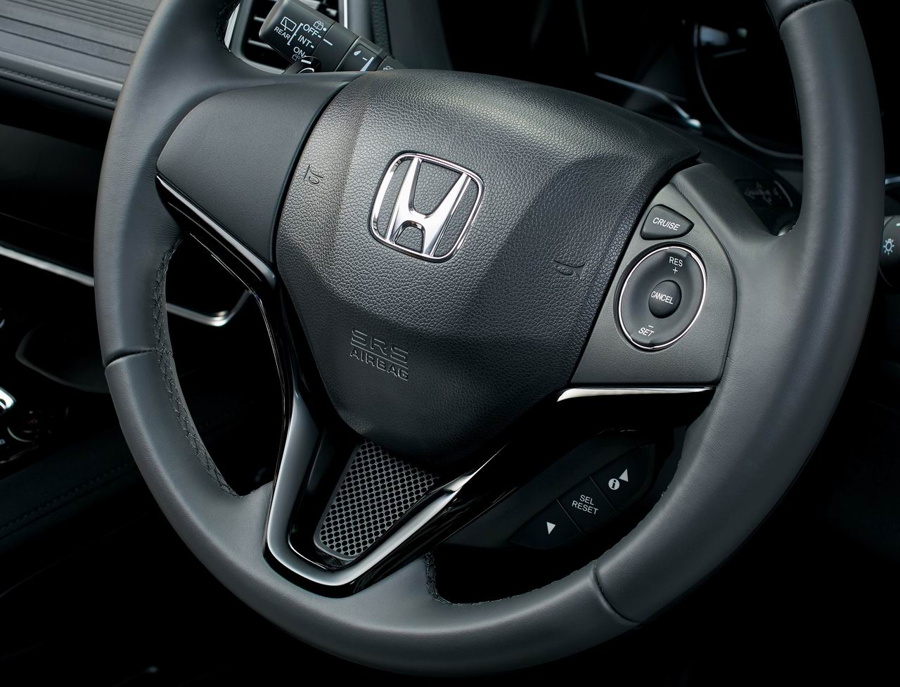 販売ナンバーワンsuv ホンダ ヴェゼル マイナーチェンジで価格は193万1000 274万6000円 Clicccar Com