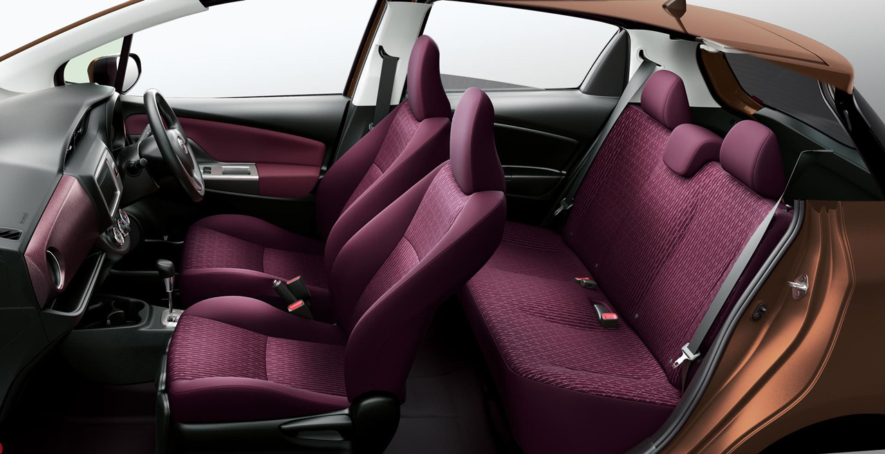 Vitz 002 画像 ジュエラがボディカラーを変更 Clicccar Com