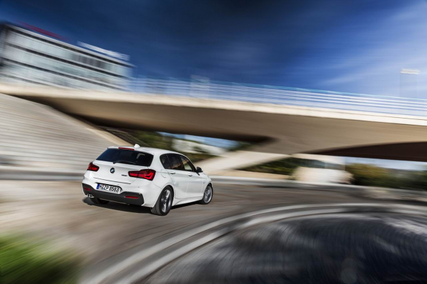 「BMW新型1シリーズ画像ギャラリー ─ 引き締まったニューフェイス、価格300万円以下」の13枚目の画像