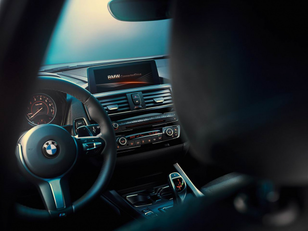 「BMW新型1シリーズ画像ギャラリー ─ 引き締まったニューフェイス、価格300万円以下」の16枚目の画像
