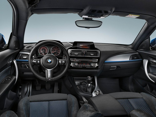 「BMW新型1シリーズ画像ギャラリー ─ 引き締まったニューフェイス、価格300万円以下」の17枚目の画像