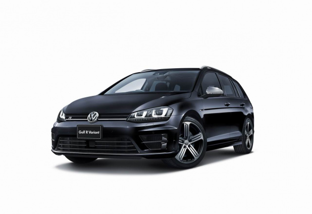 「史上最強ゴルフワゴン「GOLF R Variant」価格559万円で登場！」の1枚目の画像