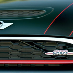 「BMWミニのホットモデル「ジョン・クーパー・ワークス」がサーキットを駆け抜ける」の7枚目の画像ギャラリーへのリンク