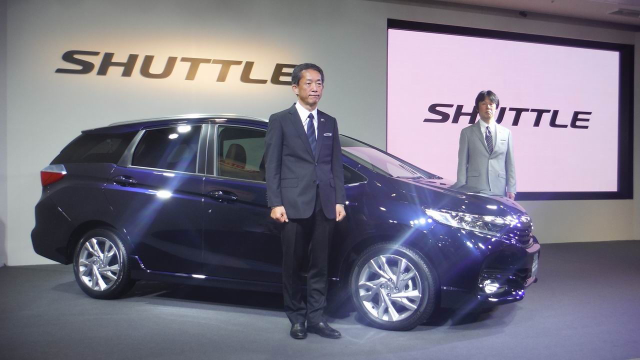 ホンダ シャトル ハイブリッドはカローラ フィールダーを超えたか Clicccar Com