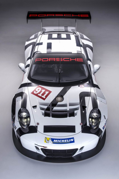 「ポルシェの市販レーサー「911GT3R」は500馬力以上の直噴エンジン」の4枚目の画像