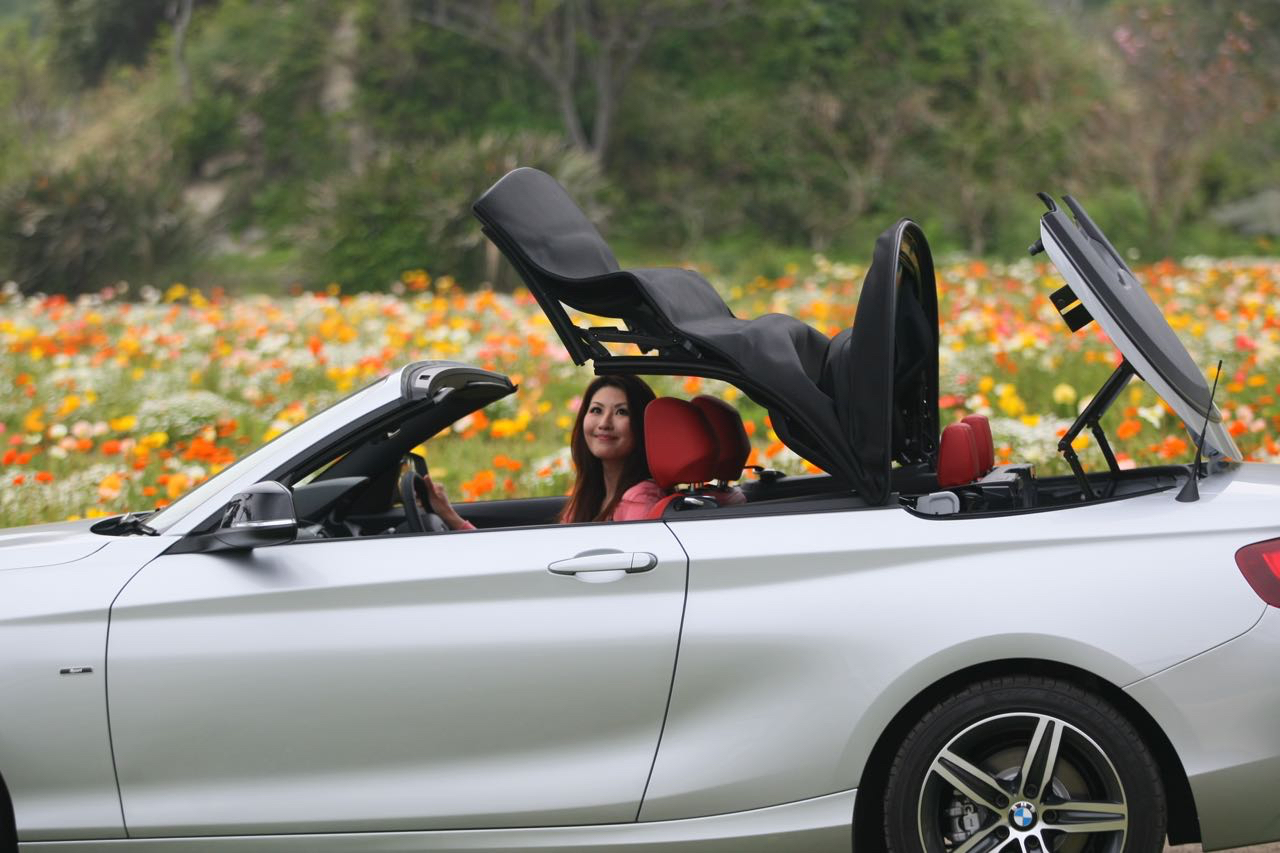 「BMW『2シリーズ・カブリオレ』画像ギャラリー ─ 高い実用性を備えたオープンスポーツ」の2枚目の画像