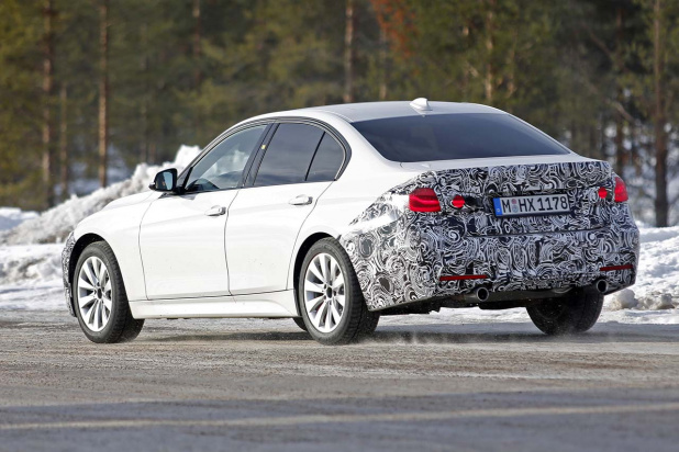 「BMW 3シリーズのMスポーツパッケージ改良型を初補足！」の6枚目の画像