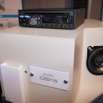 音質調整やハンズフリー通話ができるDINサイズオーディオ - CZ215