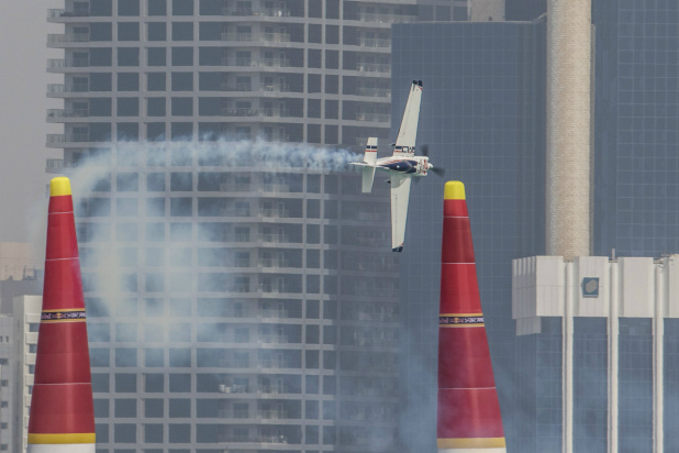 「【レッドブル・エアレース千葉】空のF1パイロットはこんなヤツら」──エアレースの楽しみ方・その3」の9枚目の画像