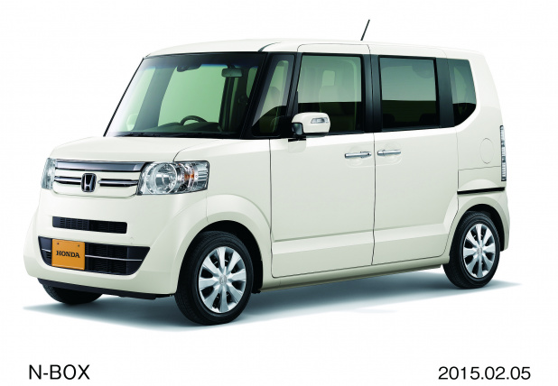 「軒並み大幅減の2015年4月の新車販売で、大きく伸びたクルマとは？」の1枚目の画像